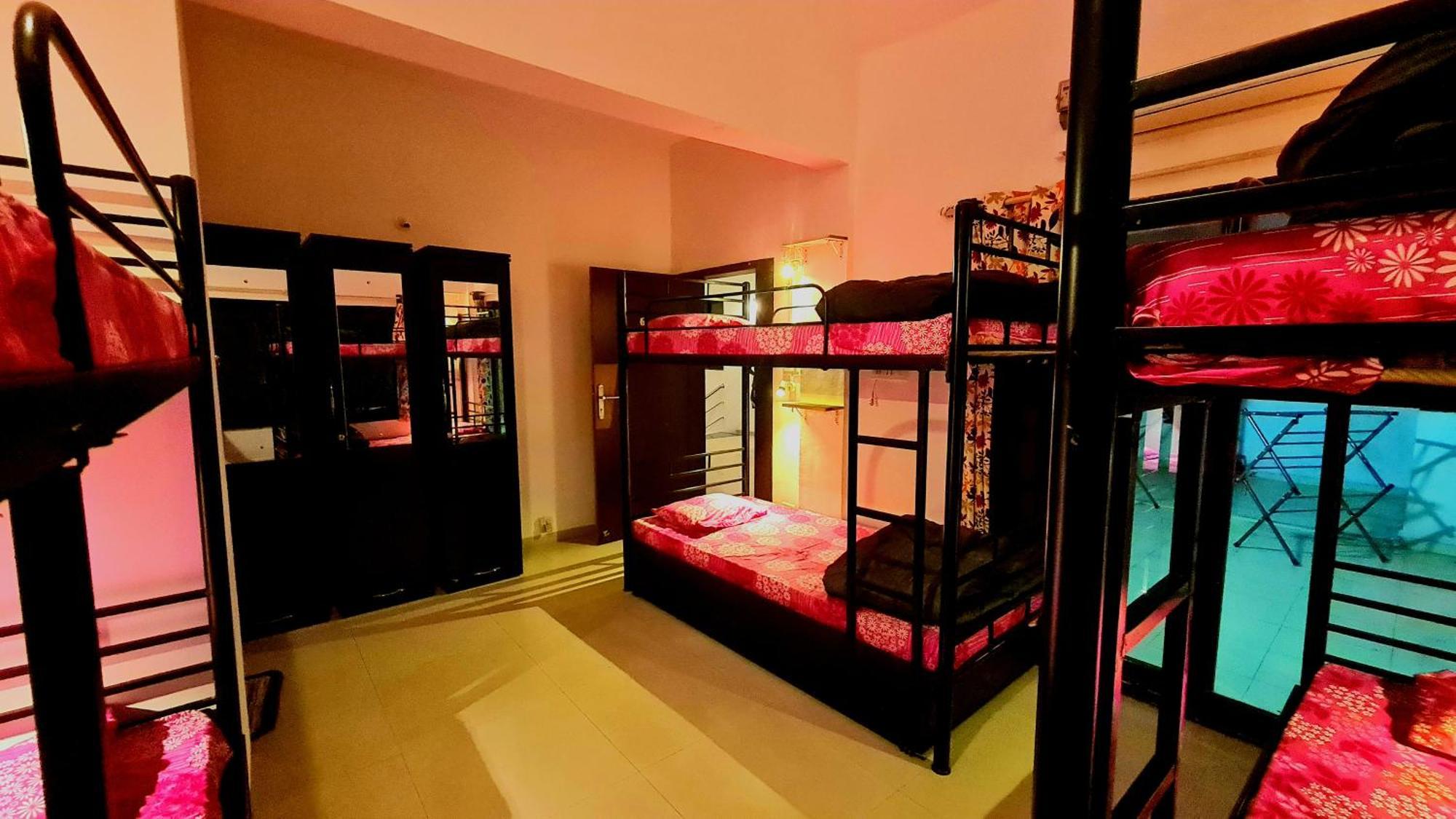 Lifespace- Spacious Hostel In A Luxurious Villa 浦那 外观 照片