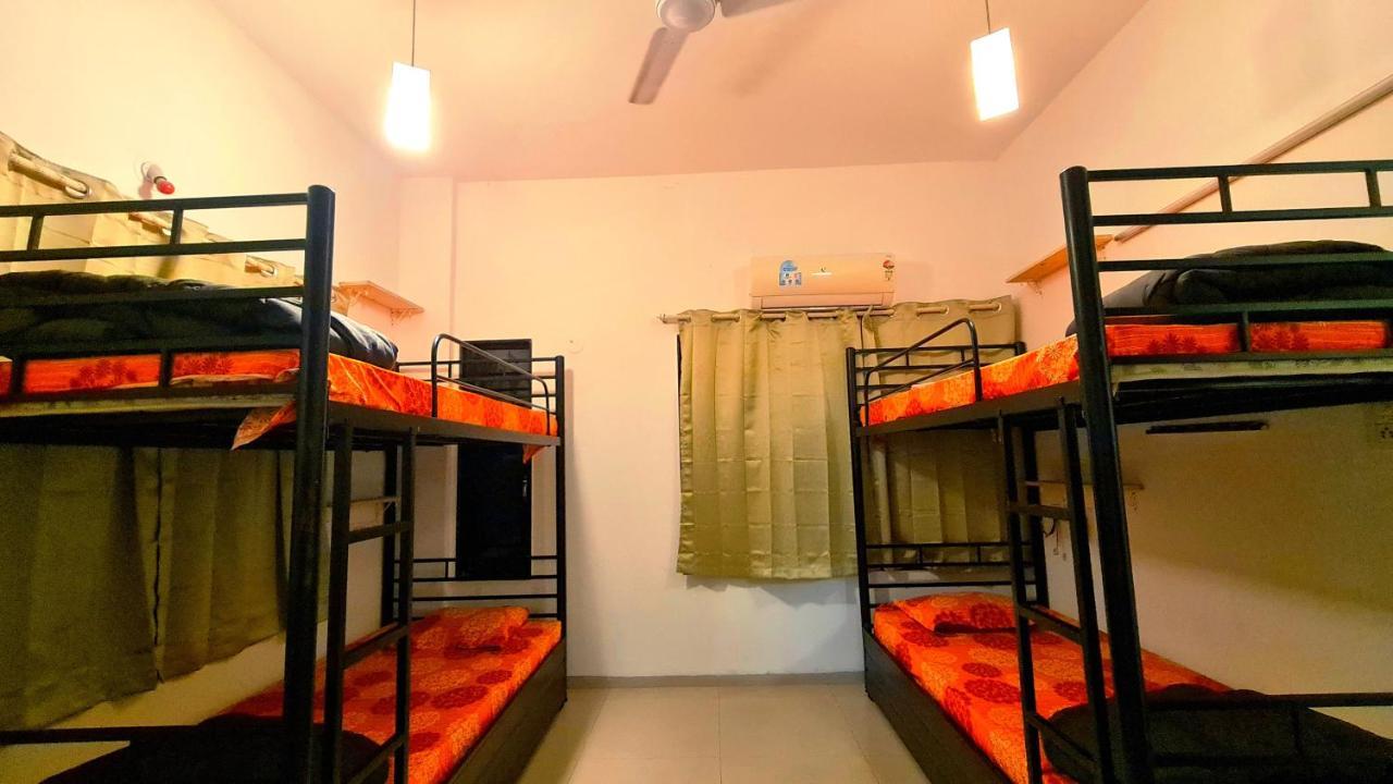 Lifespace- Spacious Hostel In A Luxurious Villa 浦那 外观 照片