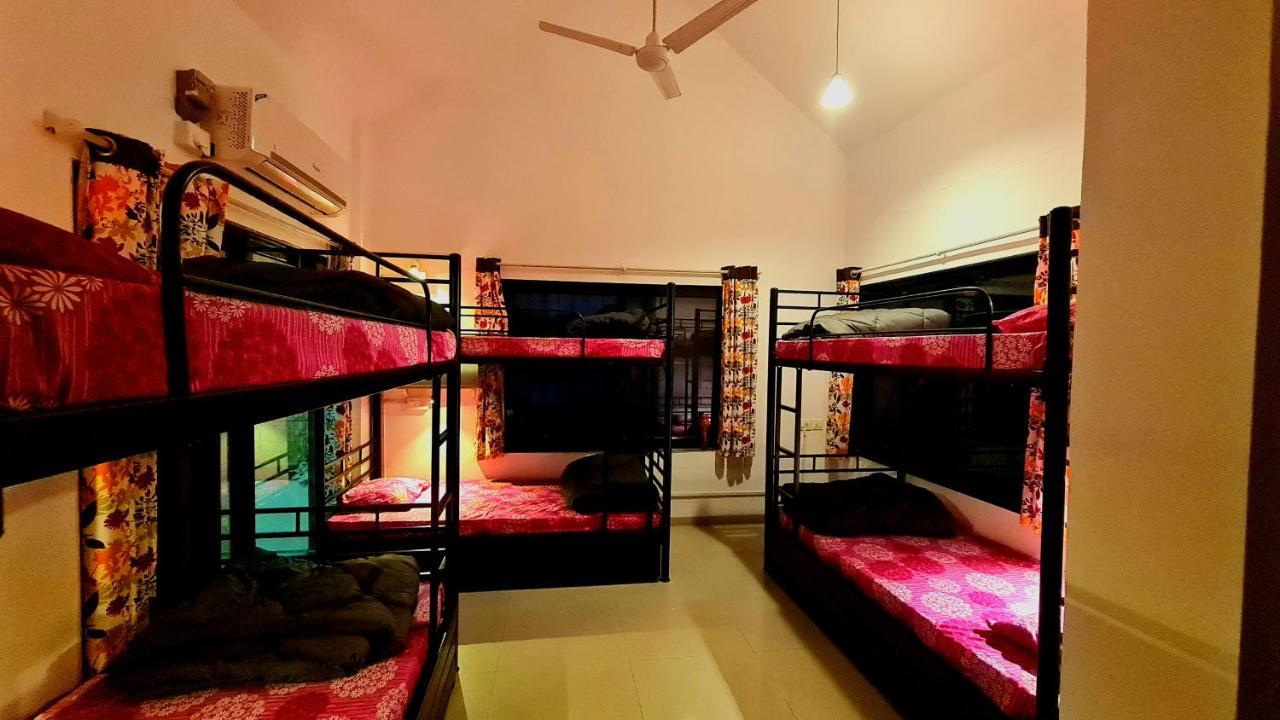 Lifespace- Spacious Hostel In A Luxurious Villa 浦那 外观 照片